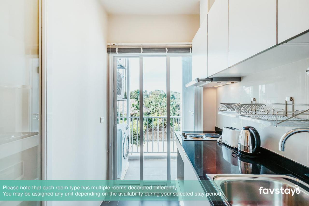 Favstay - The Base Downtown Phuket Dış mekan fotoğraf